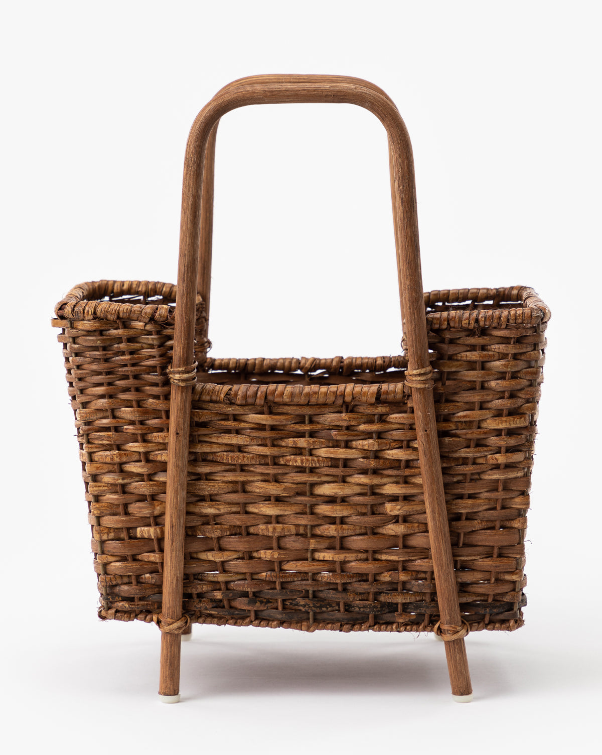 Rattan Lidded Laundry Bin – McGee & Co.