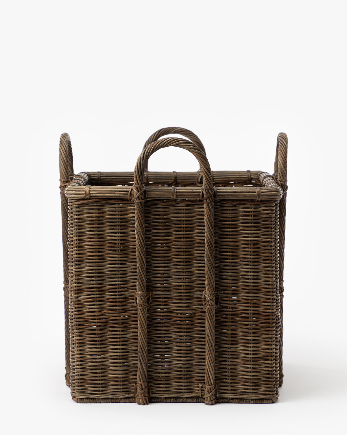 Rattan Lidded Laundry Bin – McGee & Co.