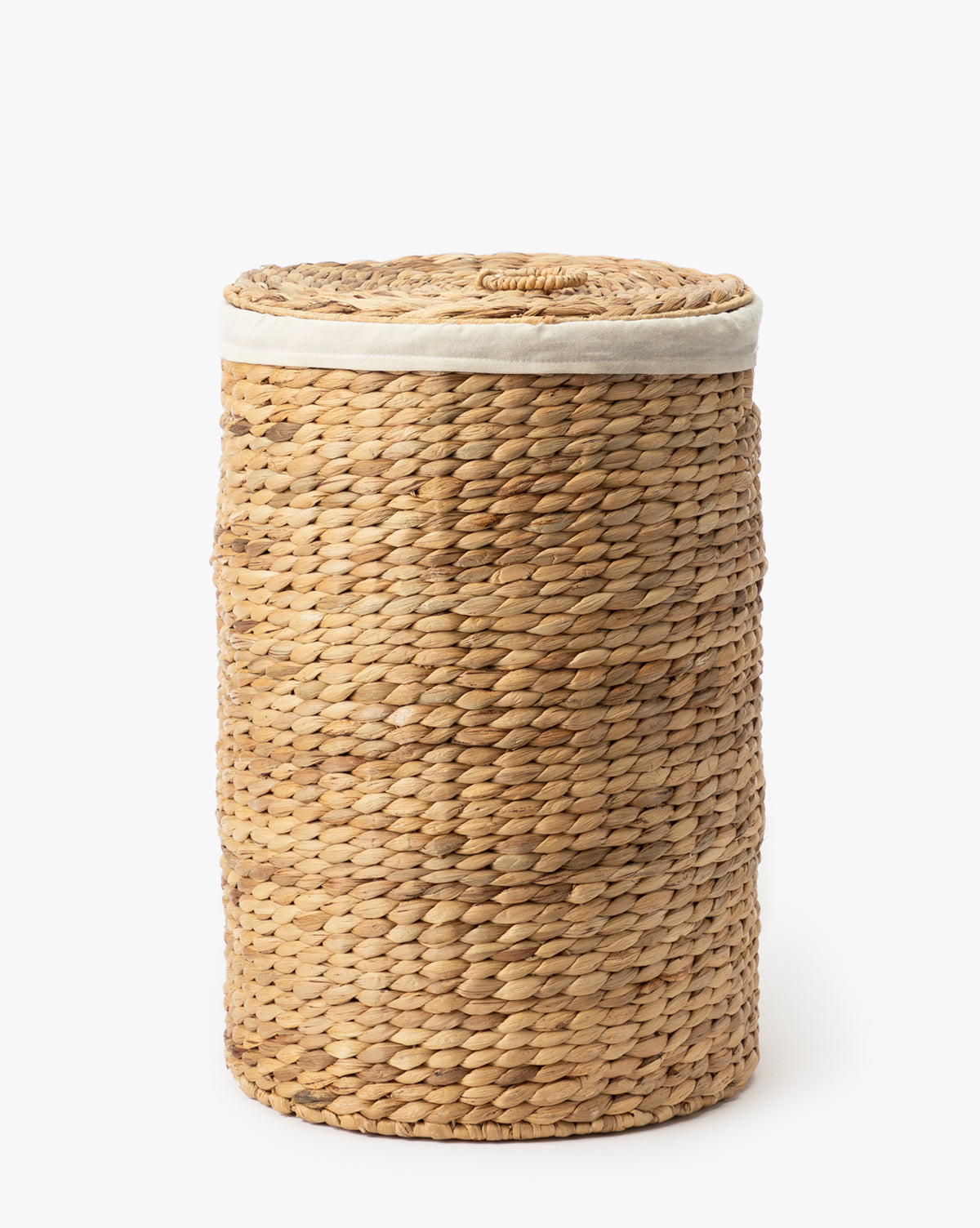 https://cdn.shopify.com/s/files/1/1496/0124/products/RoundWaterHyacinthBasket-MDCR2076-NAT-OS-MAIN.jpg?v=1684276414