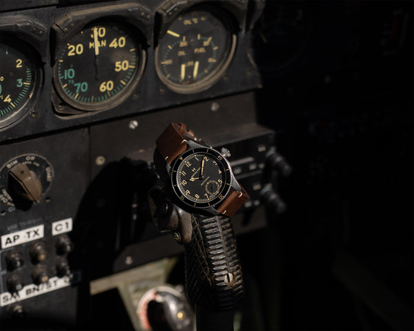 Hamilton khaki pilot pioneer