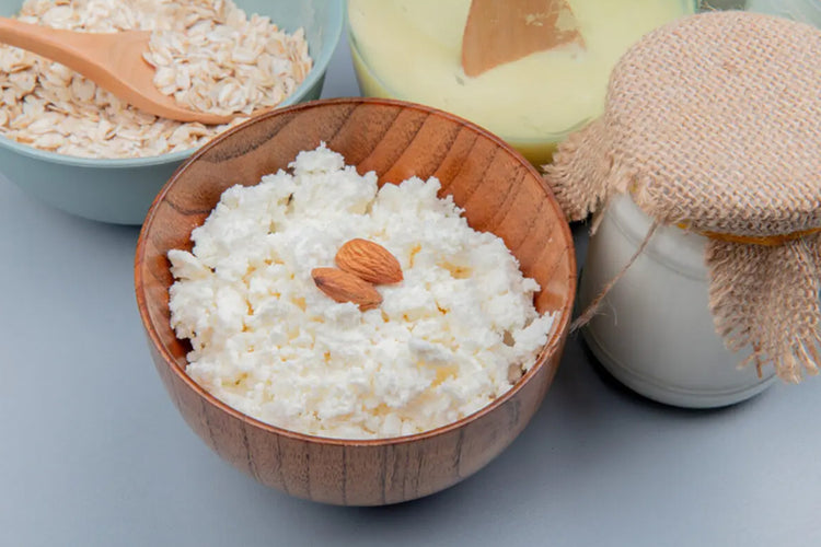 1. Cottage Cheese and almonds