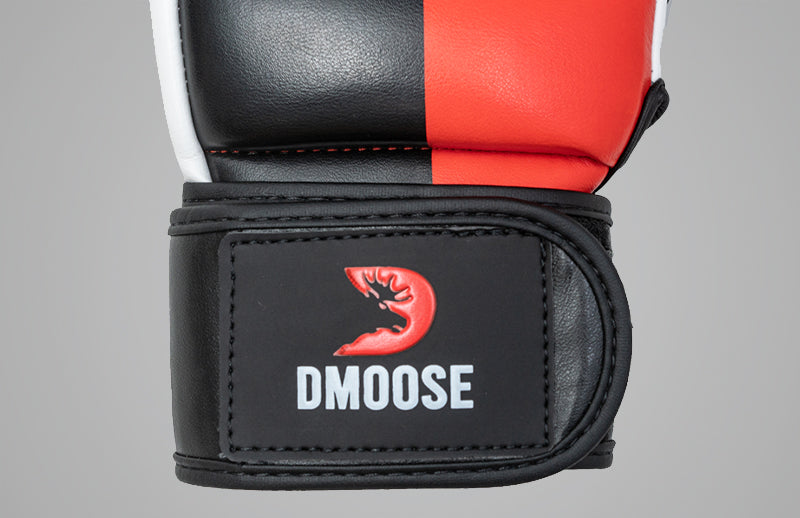A high resolution and close enough look at DMoose Sparring Glove