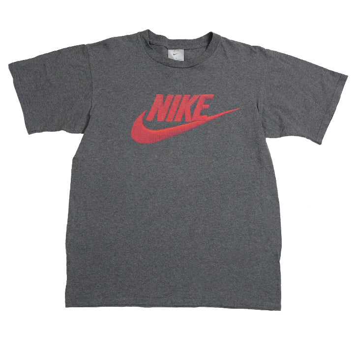 Vintage Nike Classic Logo T-Shirt - M – Steep Store
