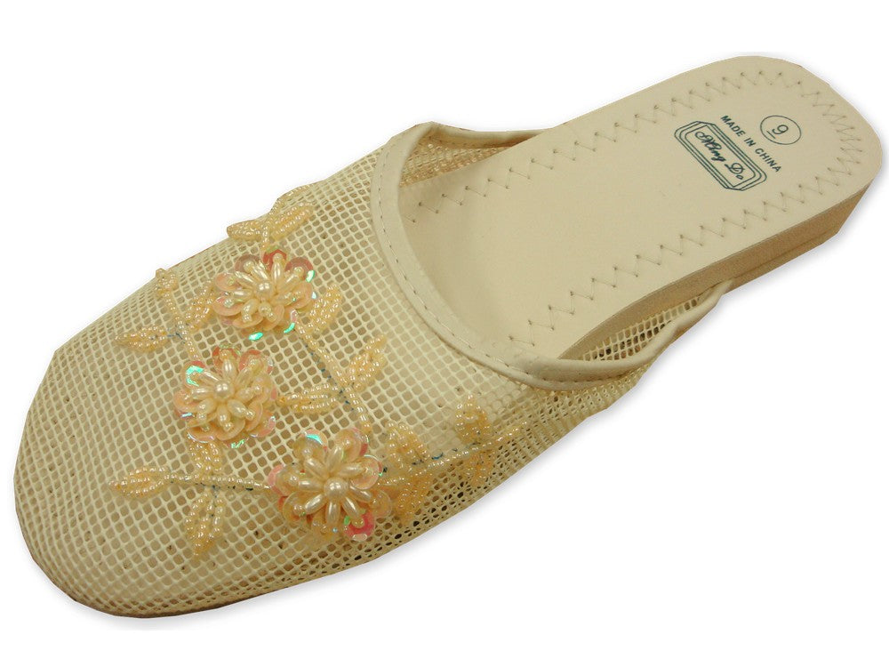 white chinese slippers