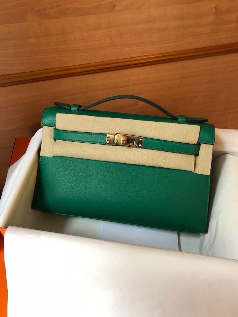 kelly pochette green