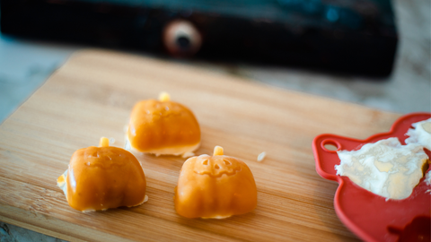 3 Halloween pumpkin dog treats