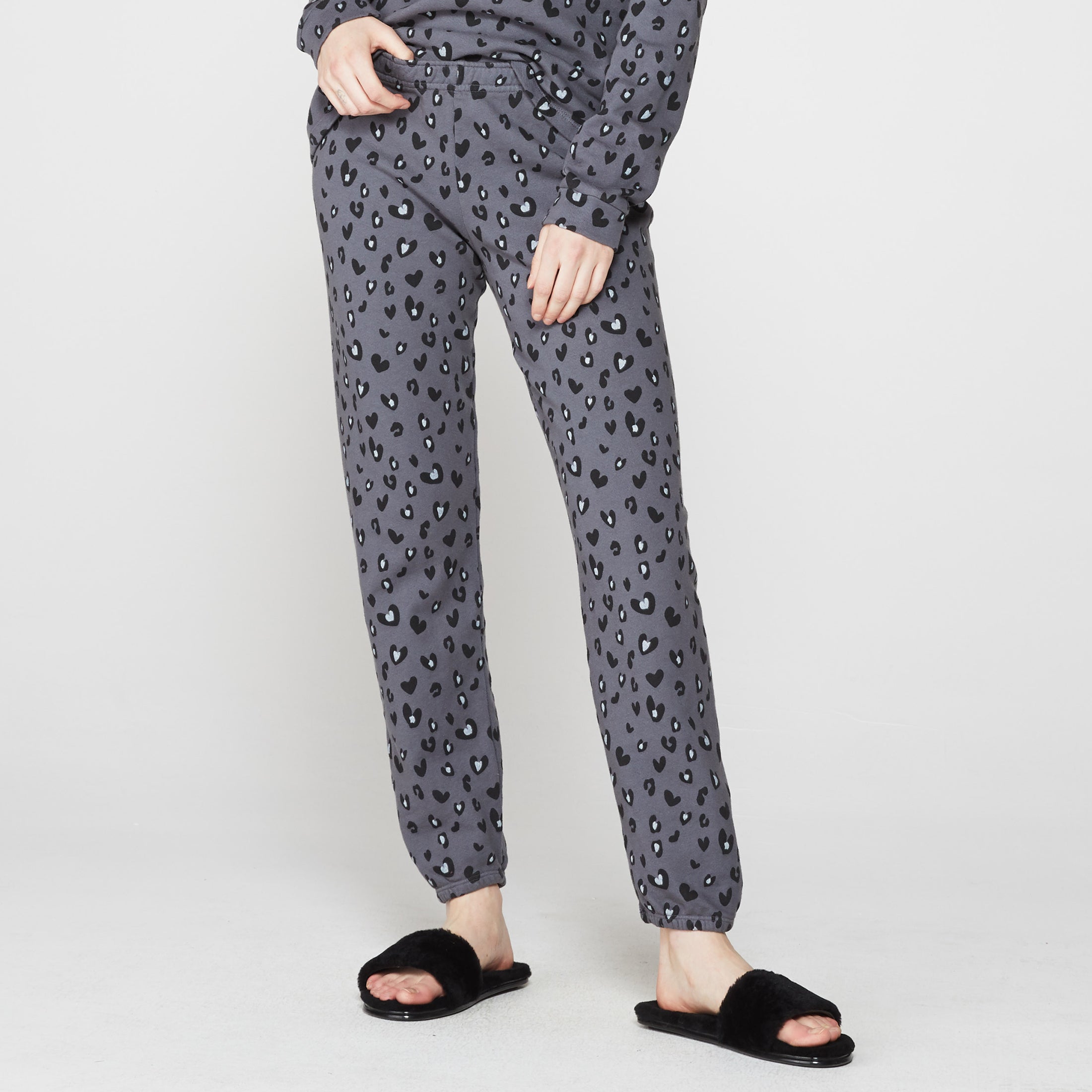 monrow leopard sweatpants