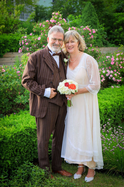 Somewhere in Time: Susan and Bill's Timeless Wedding Tale