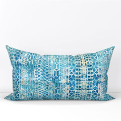 lumbar-blue-and-cream-velvet-throw-pillow-sara-palacios-designs