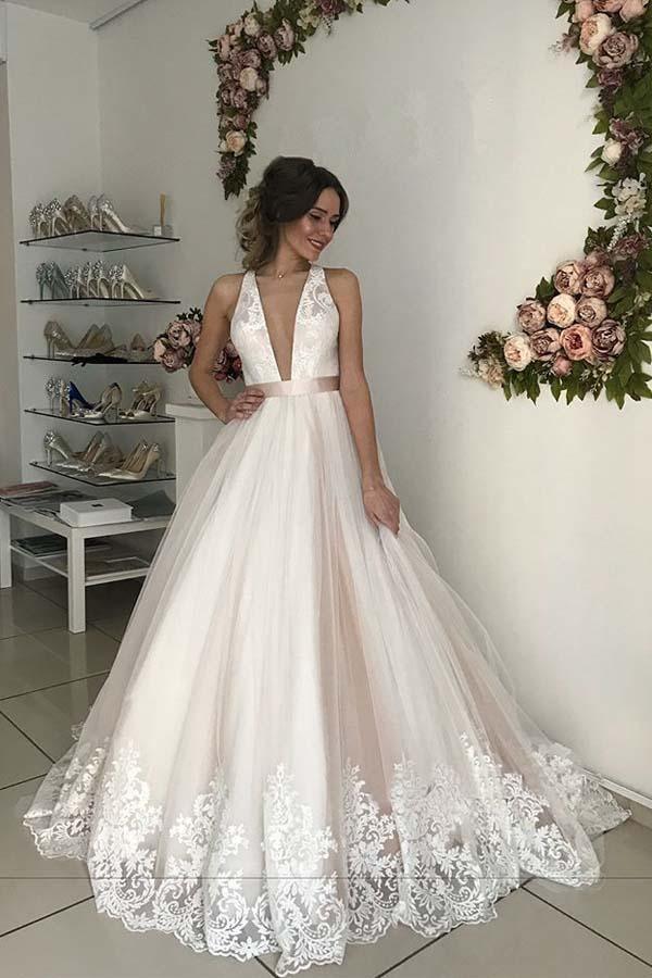 Gorgeous V-Neck Sleeveless Tulle Wedding Dresses Bridal Gowns