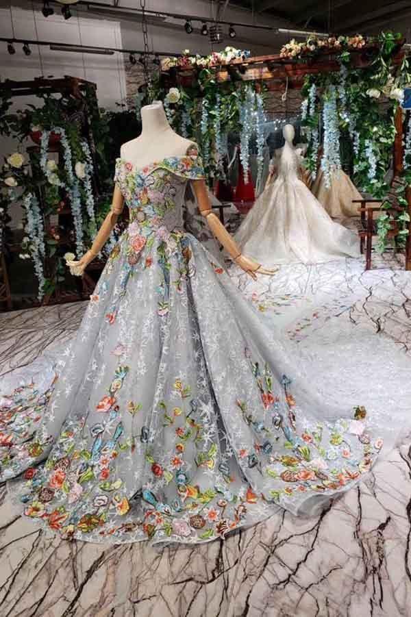 60 Unique Wedding Dresses That Will Stand Out