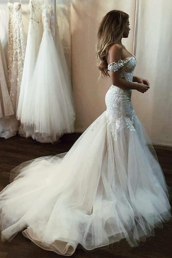 Off the Shoulder Mermaid Bridal Gown with Scalloped Lace Train Wedding  Dress – Pgmdress