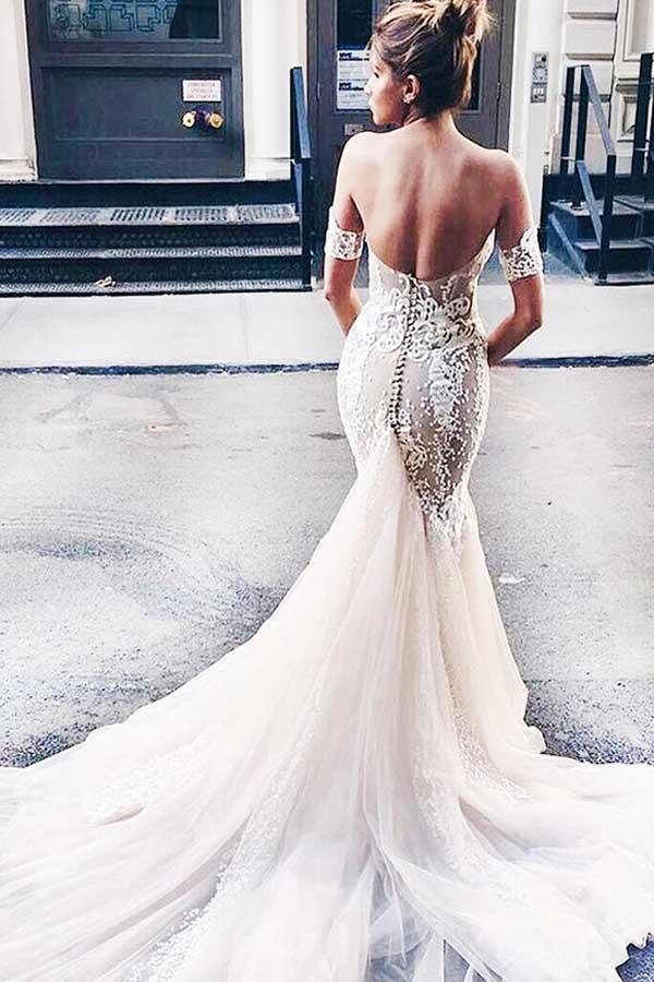 Halter Neck Mermaid Wedding Dress Backless Lace Wedding Gown with Sweet  Train AWD1837