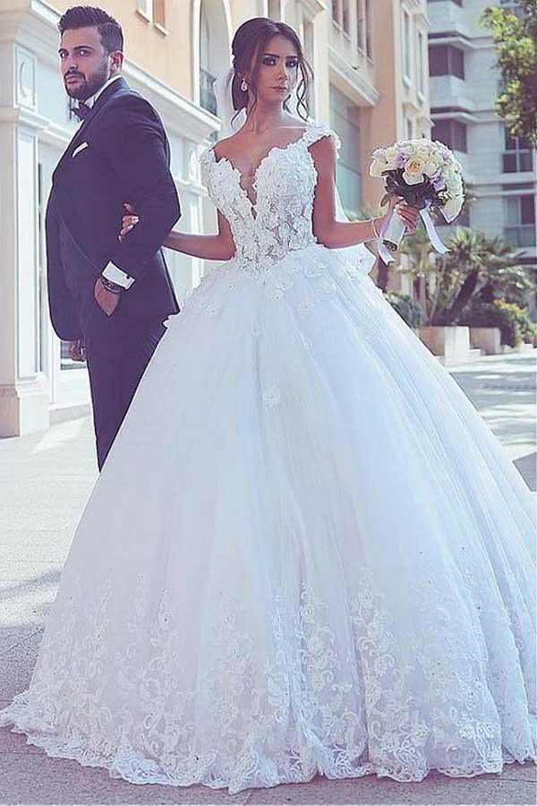 Glamorous V-neck Sleeveless Ball Gown Princess Wedding Dress Lace Brid –  Ballbella