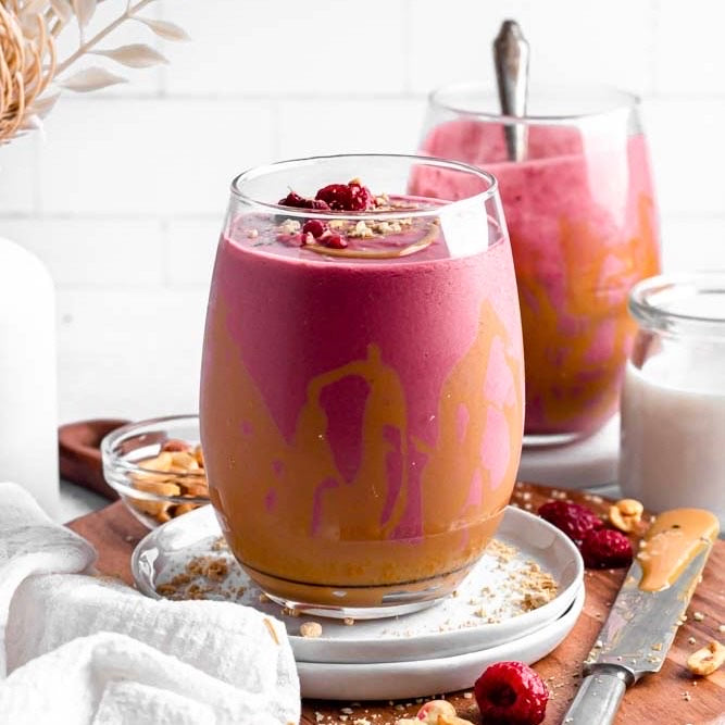 Raspberry Peanut Butter Smoothie
