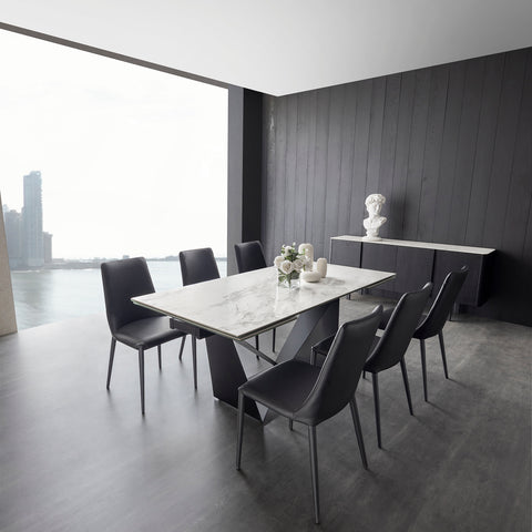 Bộ bàn ăn mặt đá Ceramic mã DI-690 giúp nâng tầm đẳng cấp cho không gian nhà bạn.
