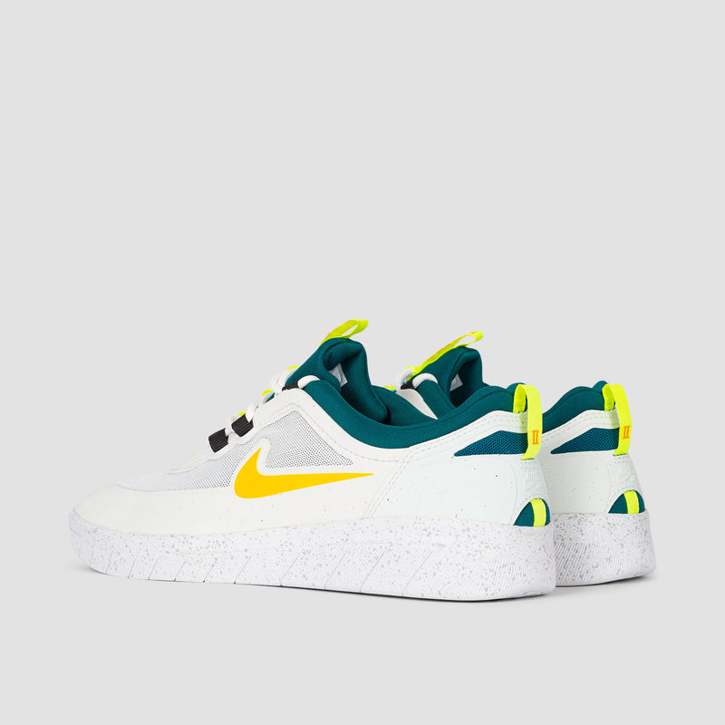 Nike Sb Nyjah Free 2 Summit White University Gold Geode Teal Unisex Rollersnakes