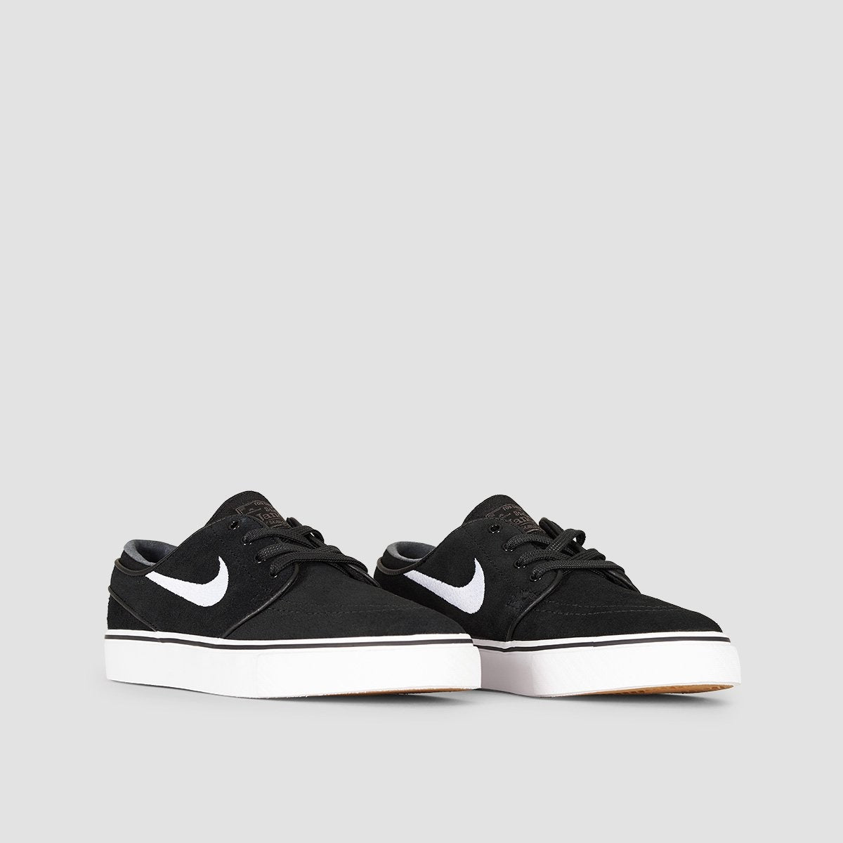 nike janoski black and white