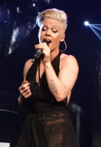 P!nk_Live_2013