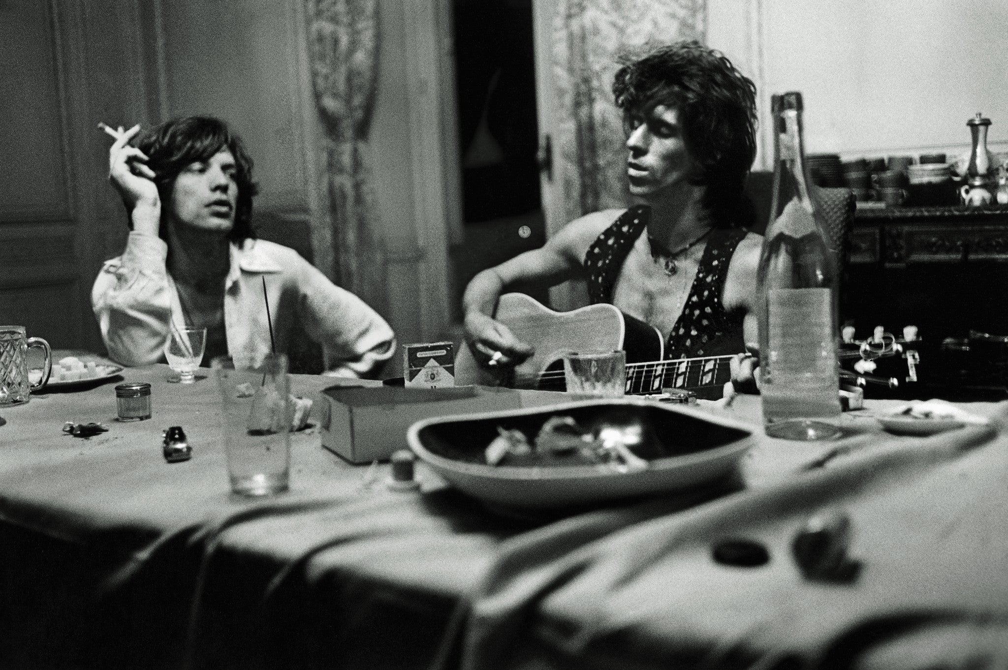 The Rolling Stones hanging out in the South of France at Villa Nellcôte for the writing and recording of Exile On Main Street, 1971. ©Dominique Tarlé