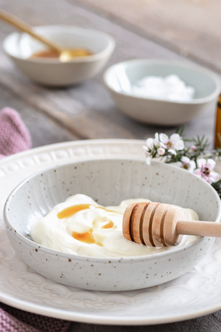 DIY Manuka Face Mask