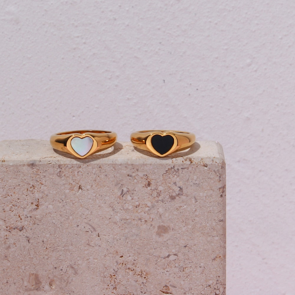 18k Gold Love Heart Ring - Boho Peak product image