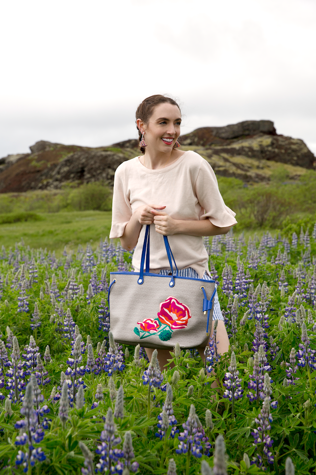 Color Splash Tote in Blue & FC Signature