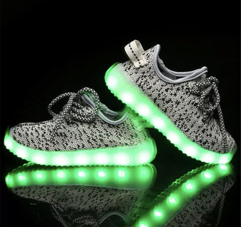 kids light up sneakers