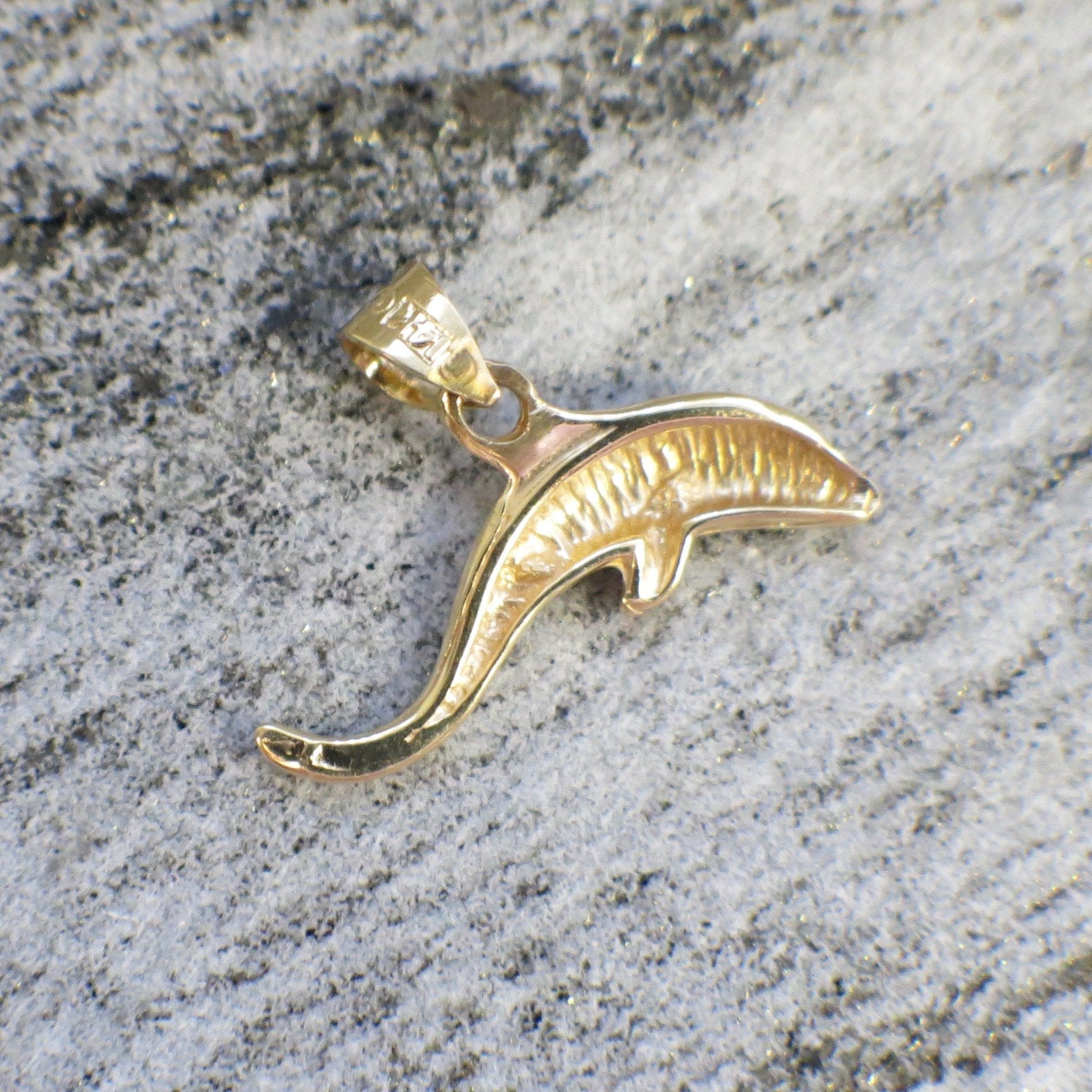 14K Yellow Gold Vintage Dolphin Charm Pendant