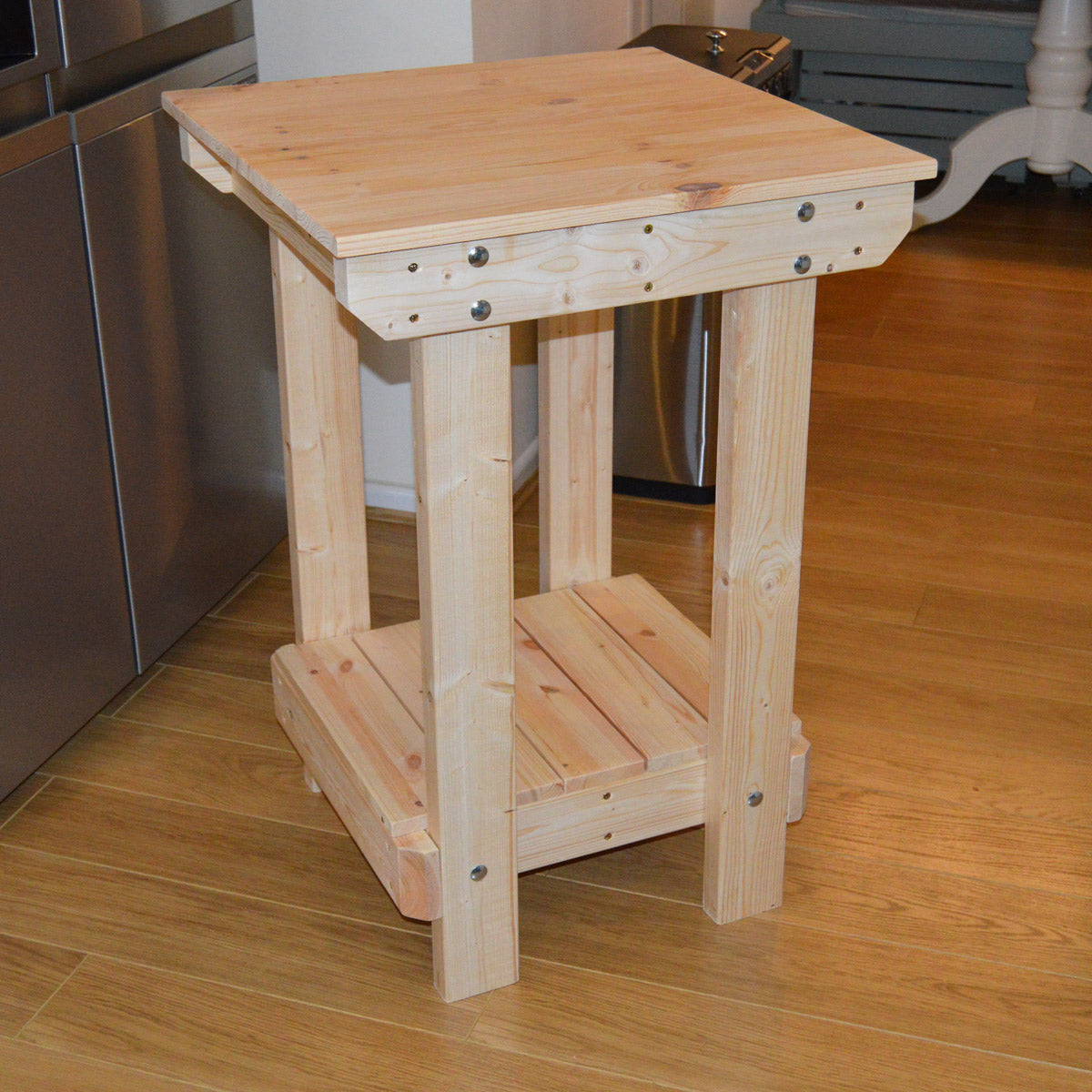 Wooden Workbench FOR SHEDS Simply bolt the legs on 