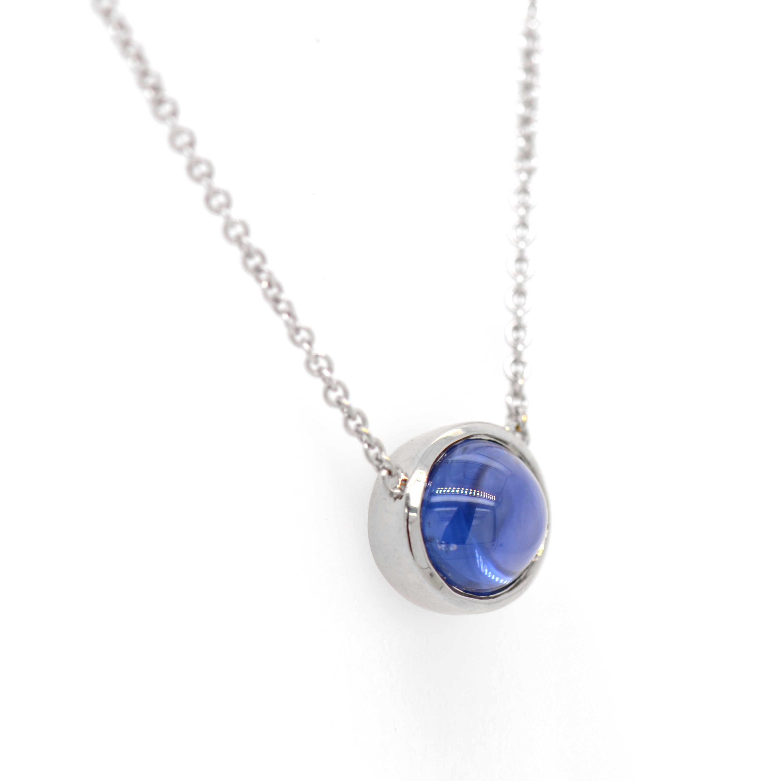 14K White Gold Cabochon Sapphire Necklace