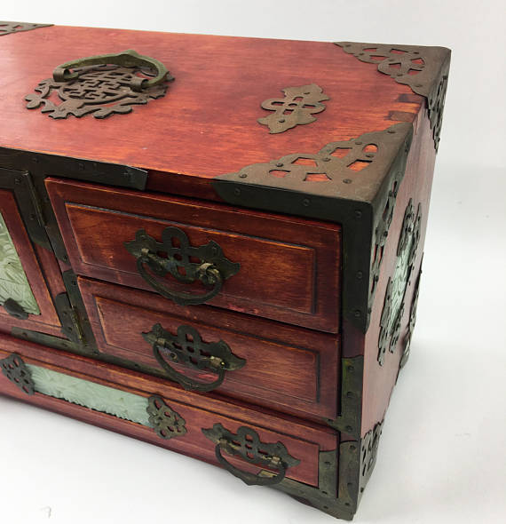 oriental music box