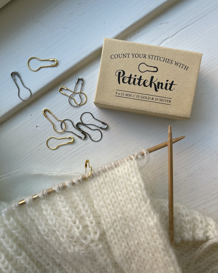 "Count Your Stitches With PetiteKnit" - Stitch markers