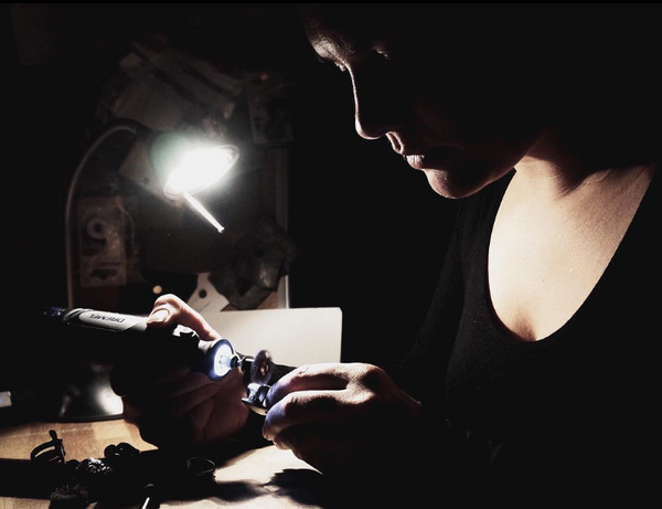 Crafting Silver Jewellery in Poole Dorset. Using Dremel hand drill and tools. 