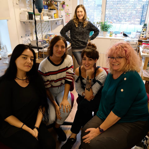 Students for jewellery classes in westbourne 