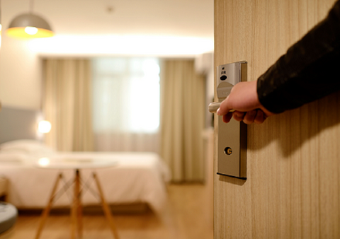 Cleaning Secrets that Hotel Employees Won’t Tell You