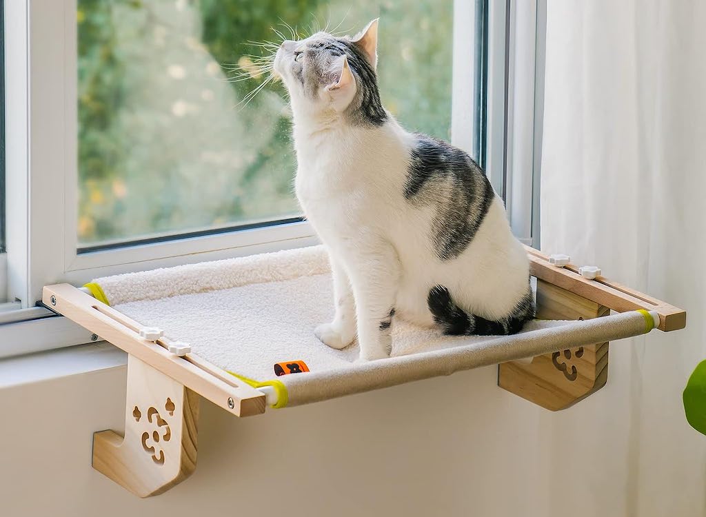 Wood Cat Window Sill Perch – Amosijoy