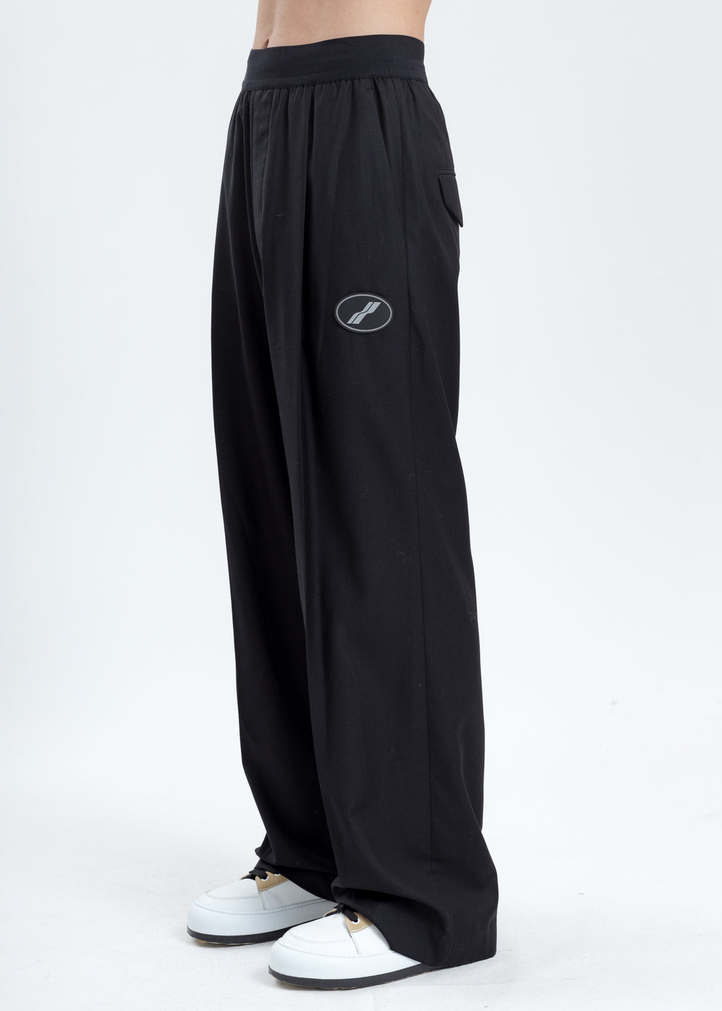 017 Shop | we11done Black Logo Trousers