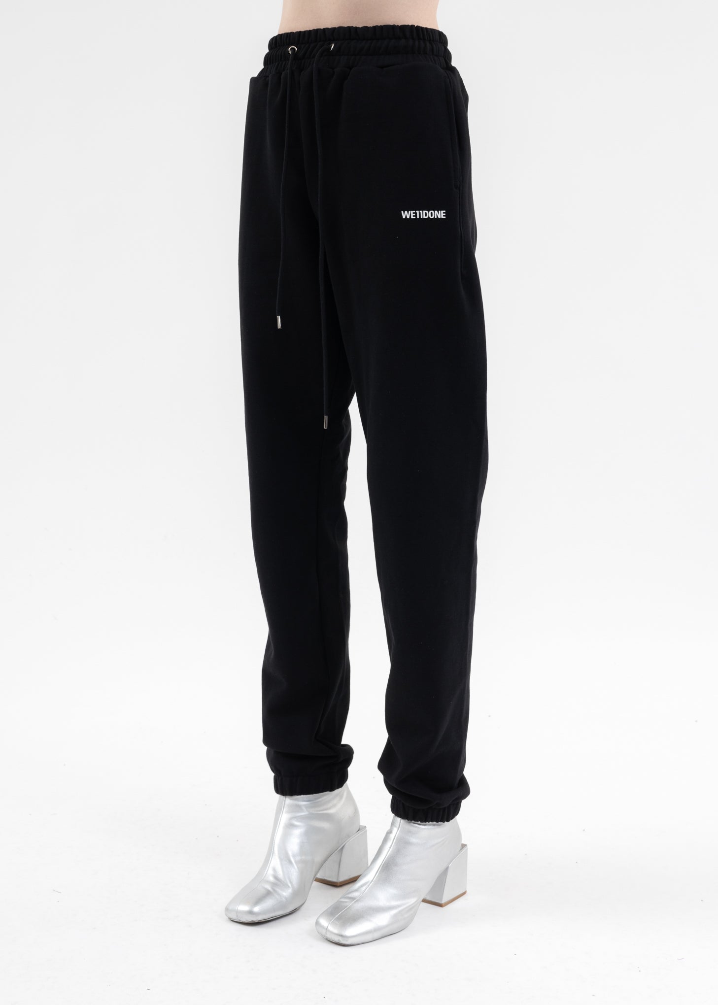 BLACK LOGO MEDIUM JOGGER PANTS – 017 Shop