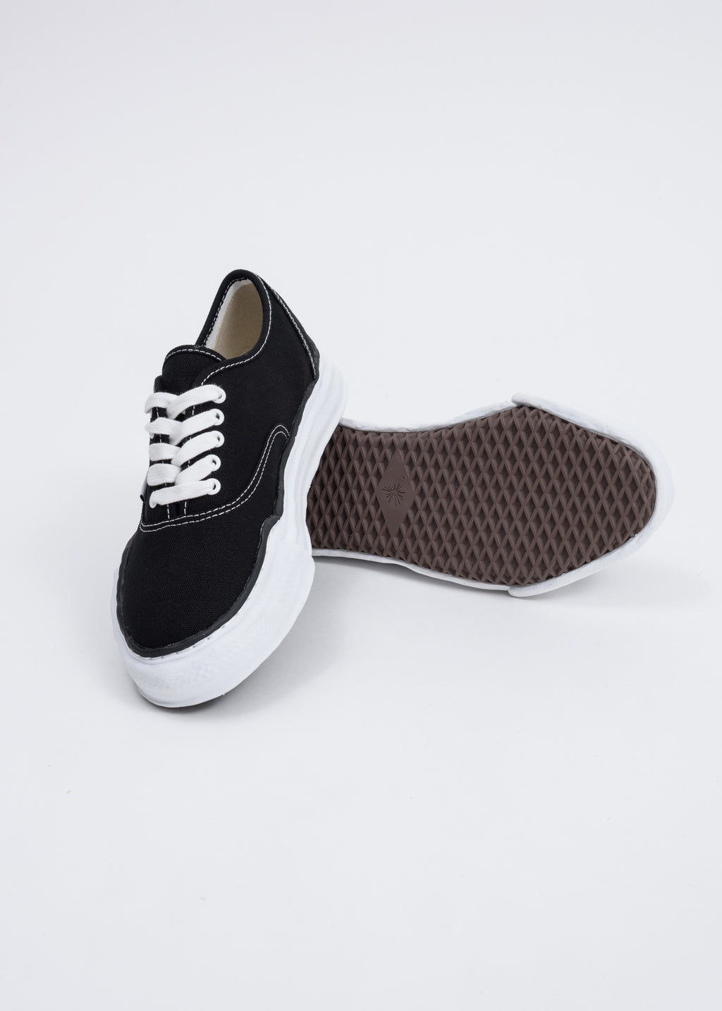 Download 017 Shop | Mihara Yasuhiro Black Canvas Original Sole Sneaker