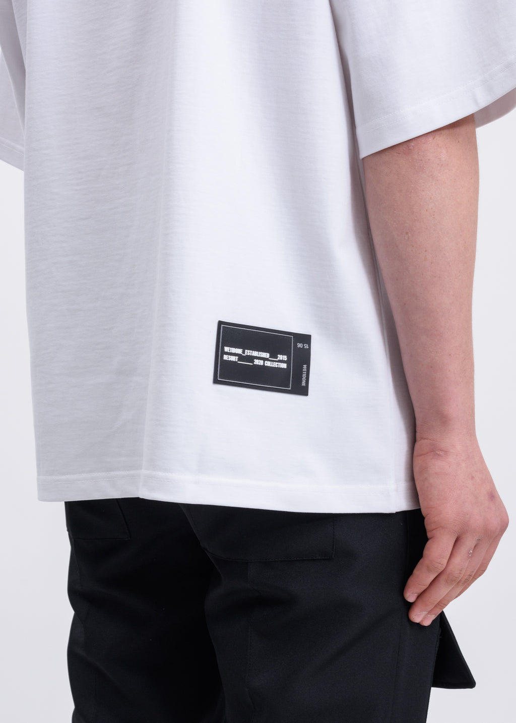 017 Shop | we11done White WELLDONE Front Logo T-Shirt