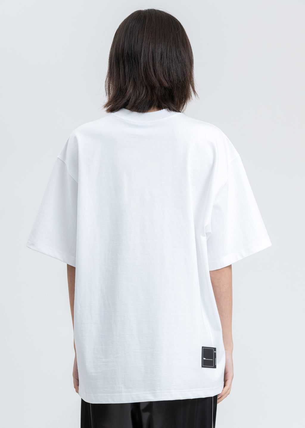 017 Shop | we11done White WELLDONE Front Logo T-Shirt