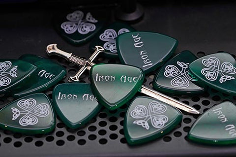 Choosing The Right Guitar Pick - Iron Age Guitar Accessories