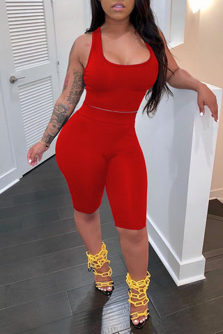 

Scoop Neck Sleeveless Solid Color Top & Shorts