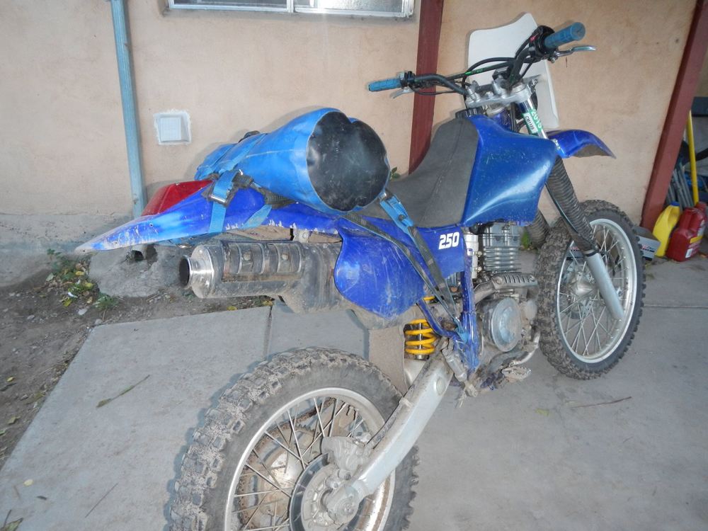 Uprising Soft Rack and Bag Snake Kit on a Yamaha TTR 250