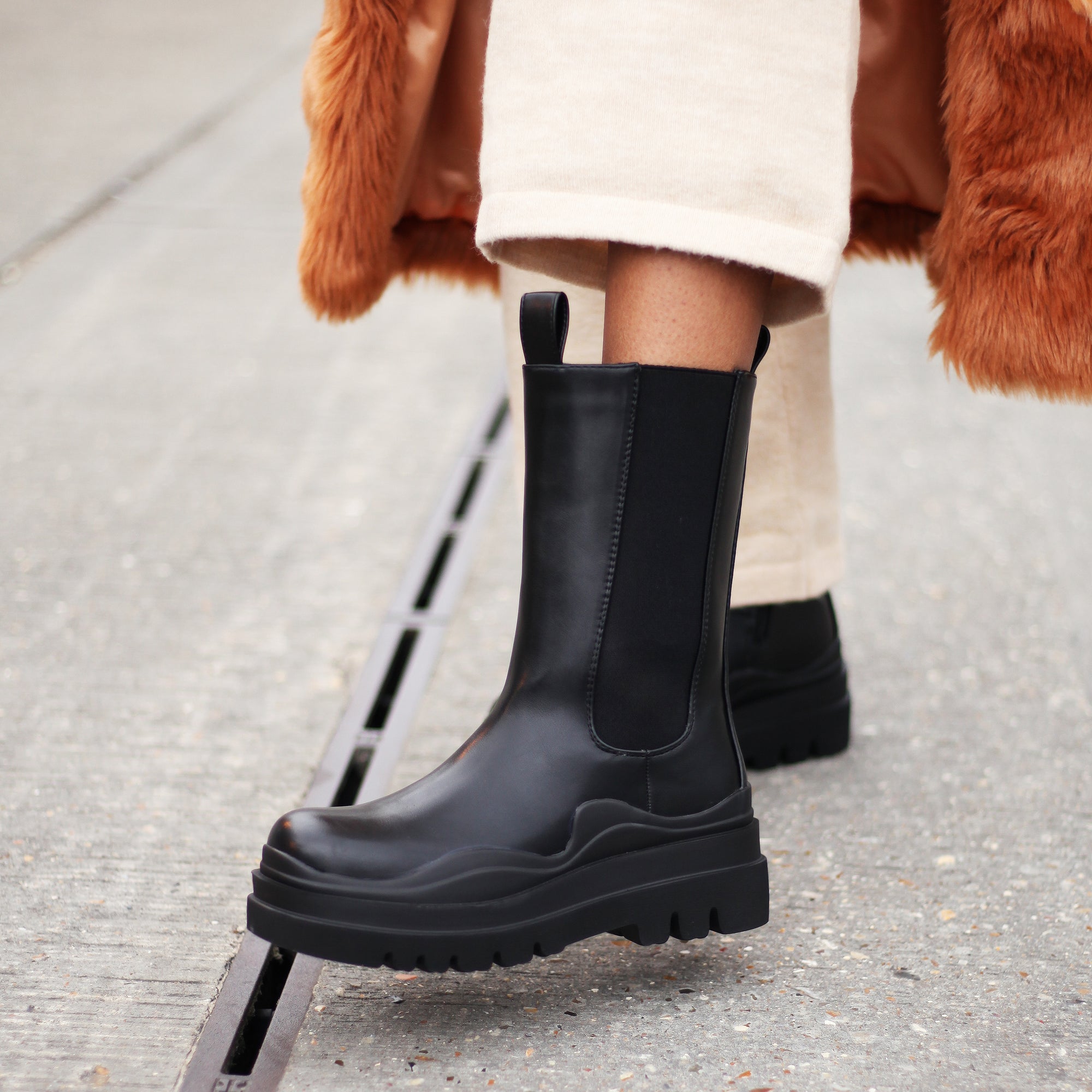 Women's Boots: Chelsea Boots & Ankle Boots for Ladies · Linzi