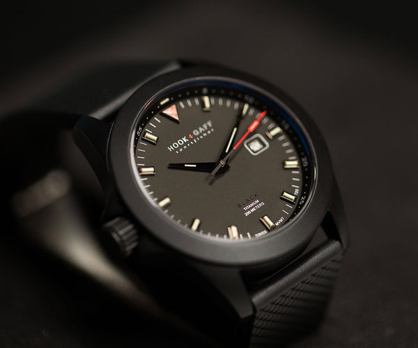 Sportfisher Black - Black Dial