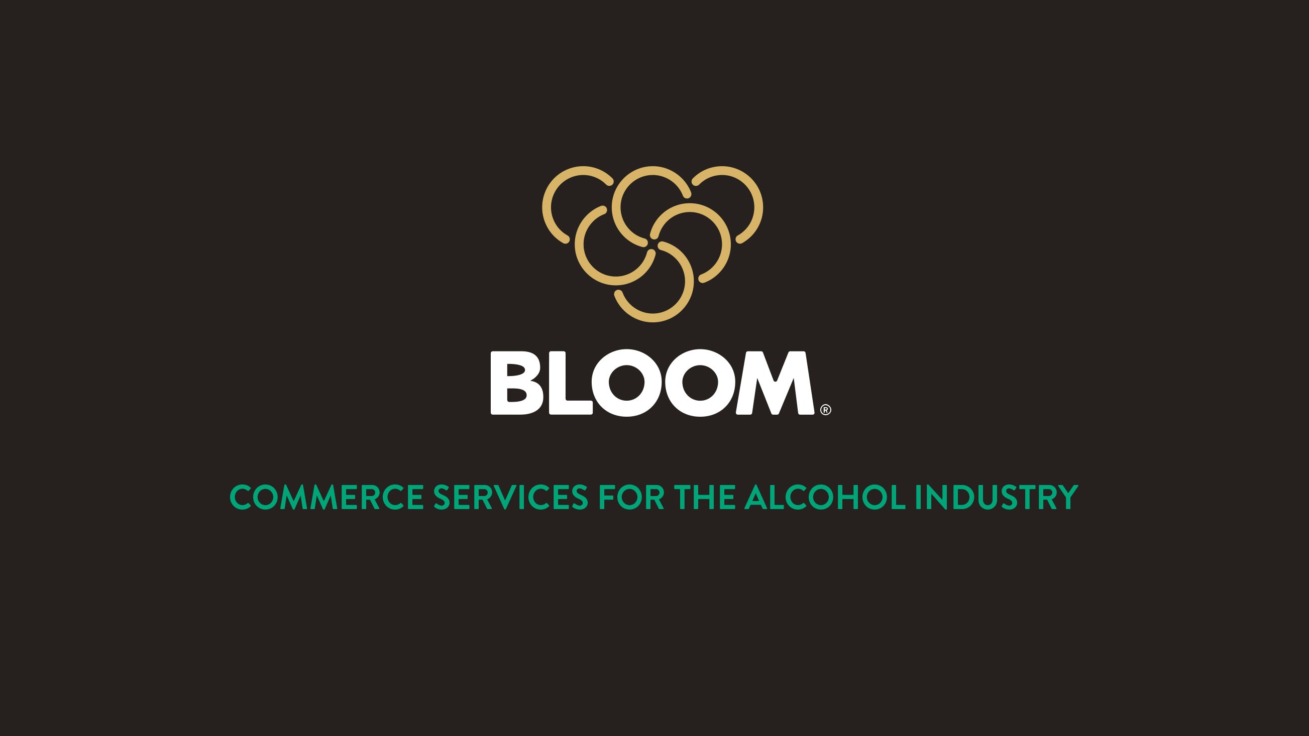 (c) Bloom-studio.com