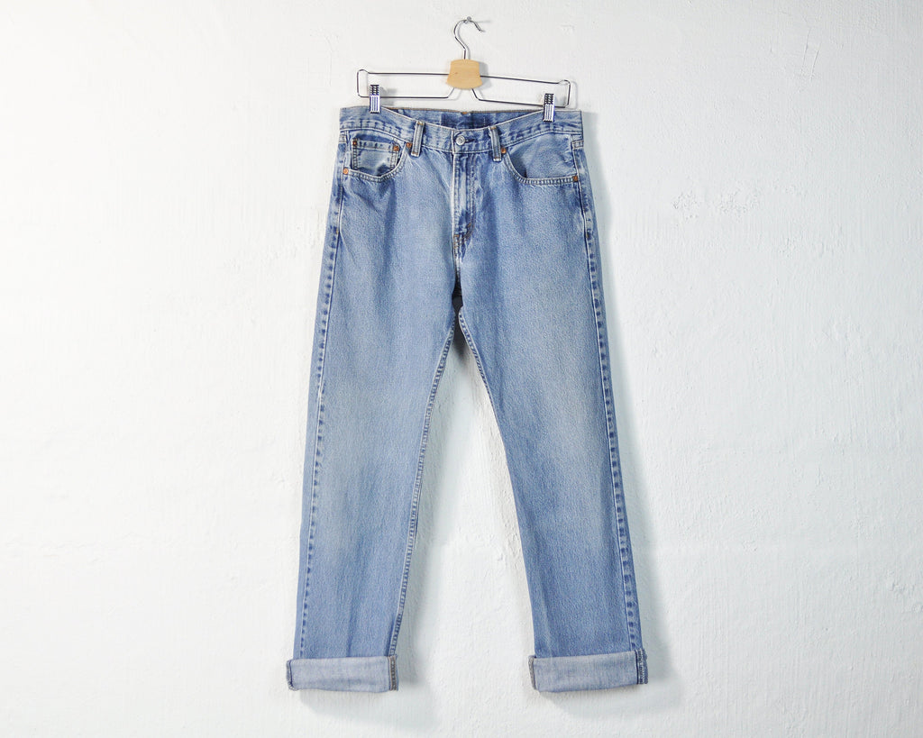 levi's mid rise straight leg jeans