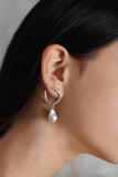 Pearl Twisted earrings